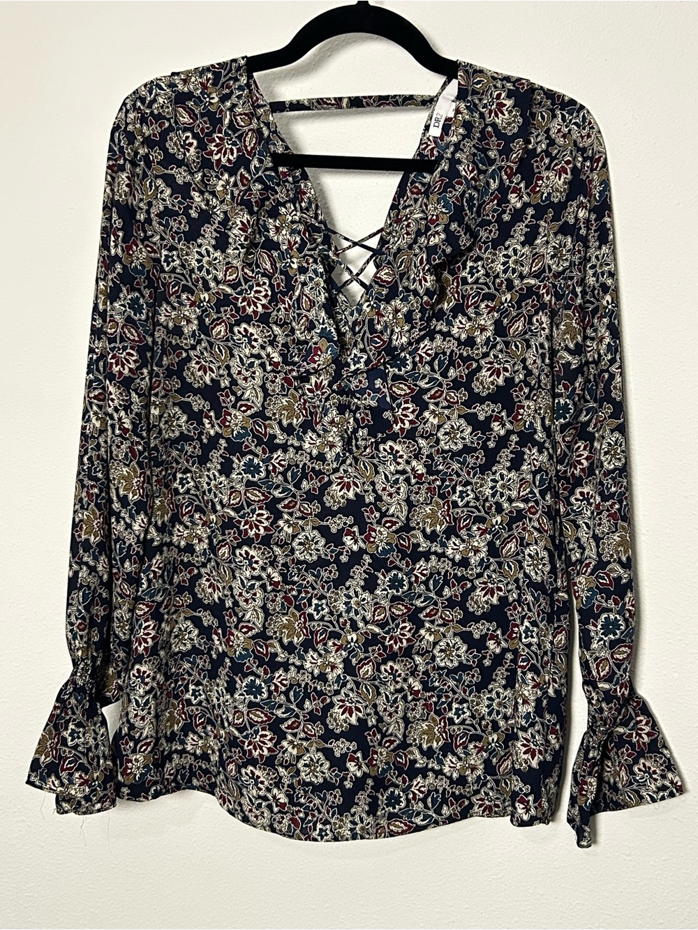 DR2 Navy Floral Lace-Up V-Neck Long Sleeve Blouse